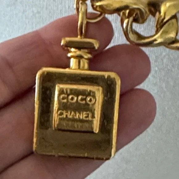 Coco Chanel Gold Double Chain Belt w/ Perfume Bottle (Vintage) Rare Item 36” - Picture 6 of 11